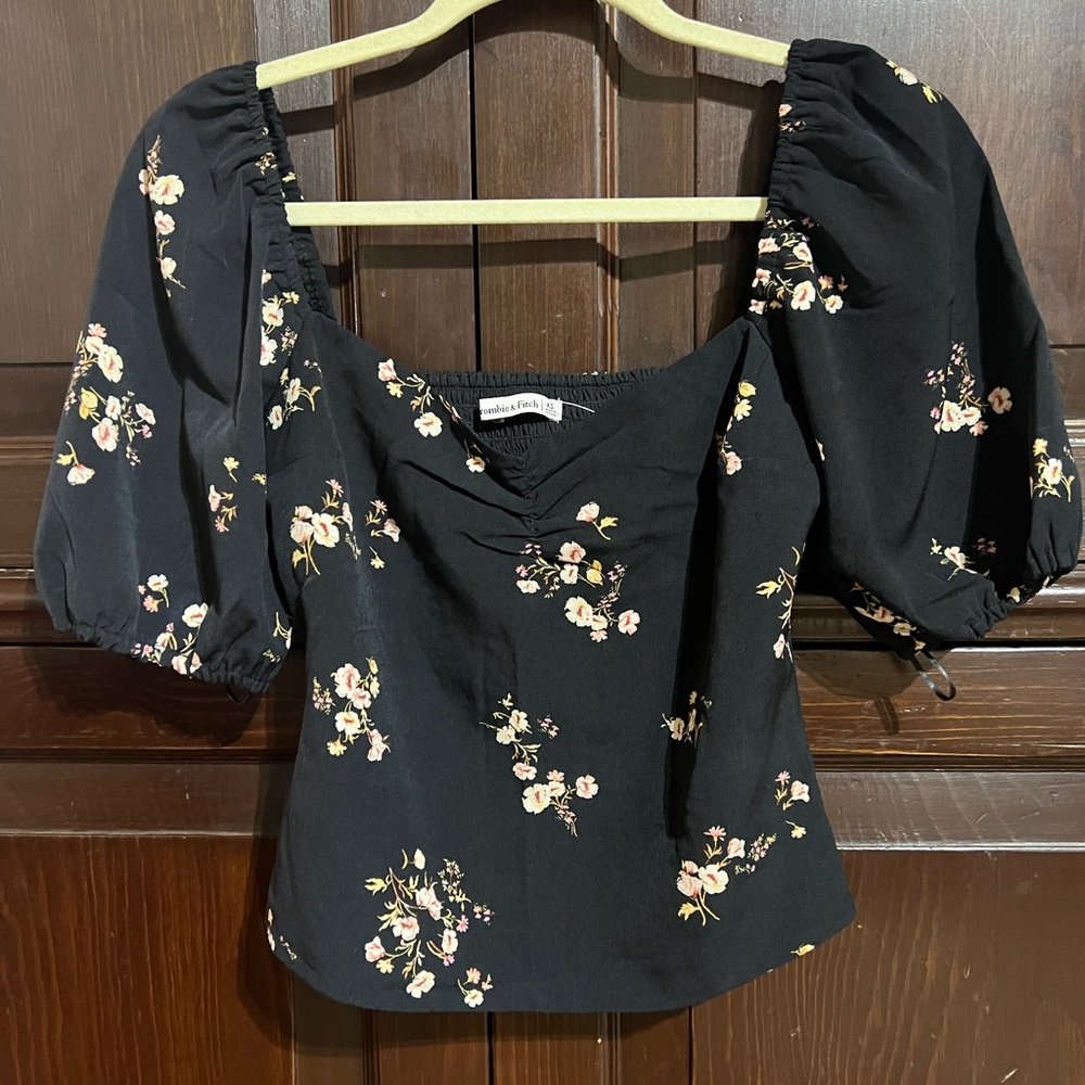 Abercrombie top